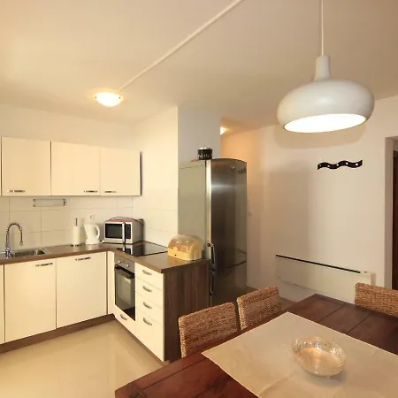Sea Breeze Apartamento *