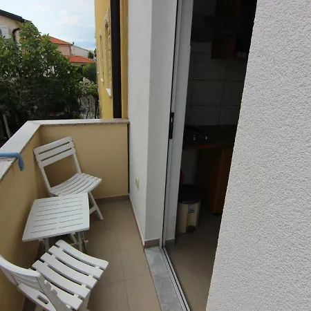 Apartment Sea Breeze *