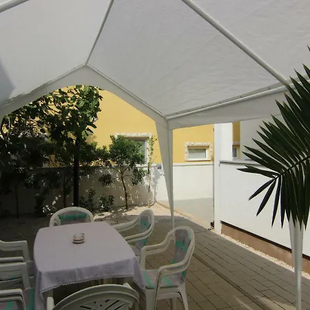 Sea Breeze Apartamento *